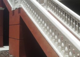 Balusters in architectural foam or precast concrete