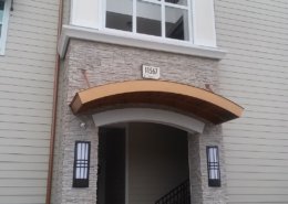 Natural stone veneer entryway